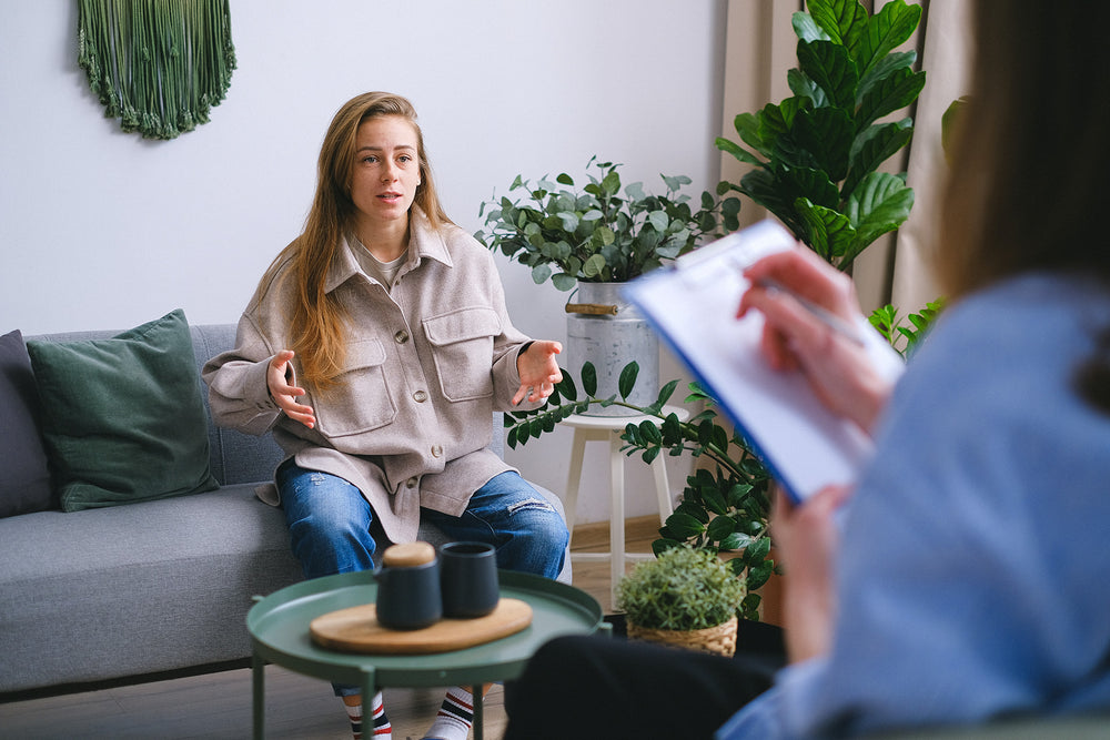 woman explaining problems with doctor